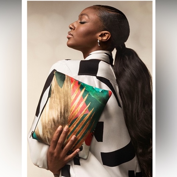 Aveda x 3.1 Phillip Lim Cosmetic Pouch - Limited Edition - Picture 3 of 7